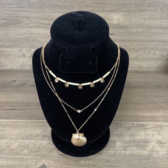 Jessica Simpson Multi-Layer Necklace Seashell Pendant Gold Tone Rhinestone - Picture 4 of 12